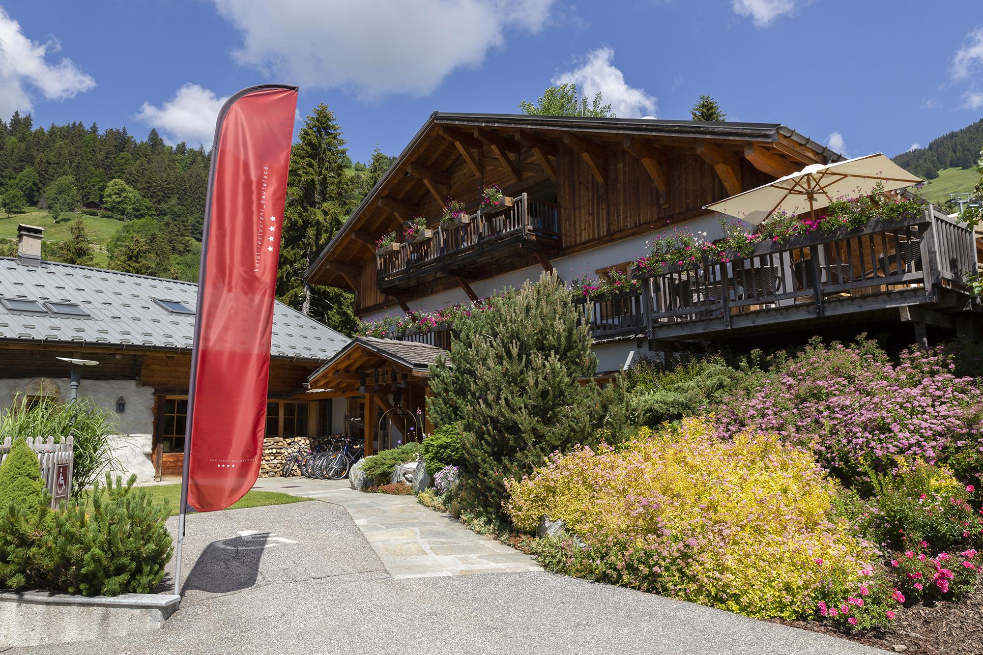 Hotel La Ferme Du Chozal, Chalet De Tradition Hauteluce Exterior photo